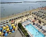 Club Hotel Bikini & Tropicana Lido Di Savio 3*,  Italien